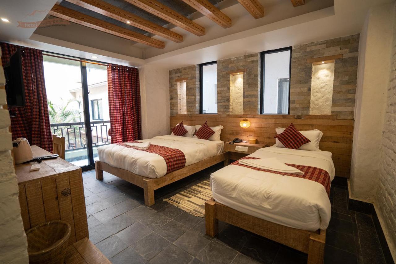 פוקהרה Hotel Mera Peak Private Limited מראה חיצוני תמונה