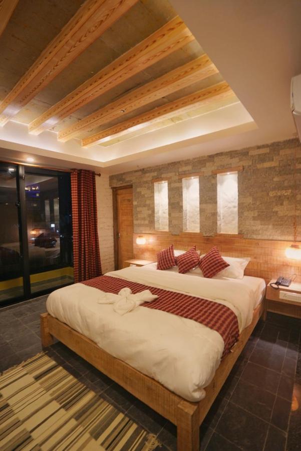 פוקהרה Hotel Mera Peak Private Limited מראה חיצוני תמונה