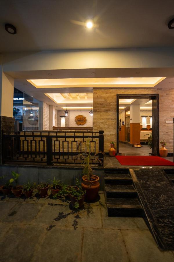פוקהרה Hotel Mera Peak Private Limited מראה חיצוני תמונה